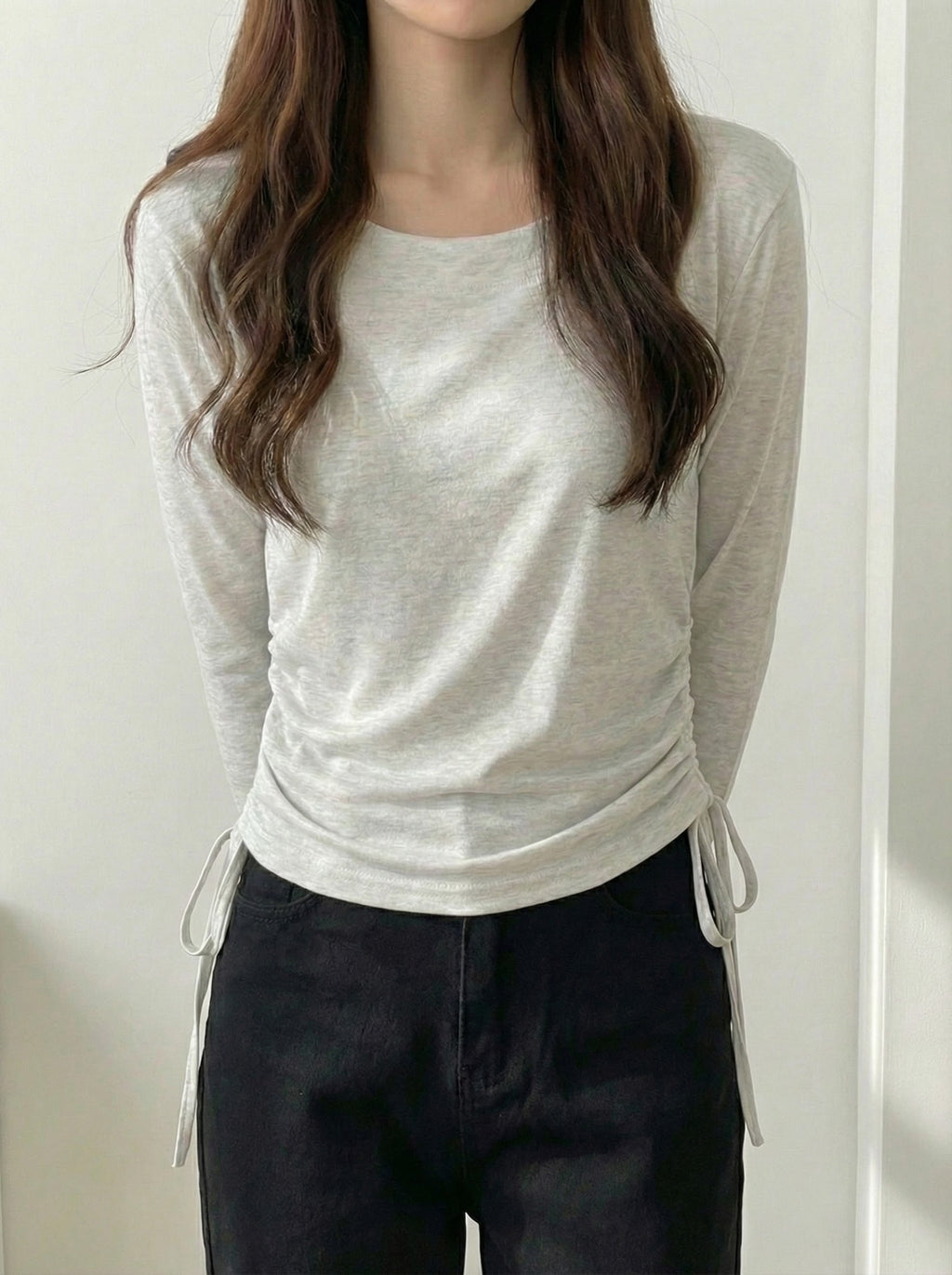 ラウンドネックギャザーロングTシャツ