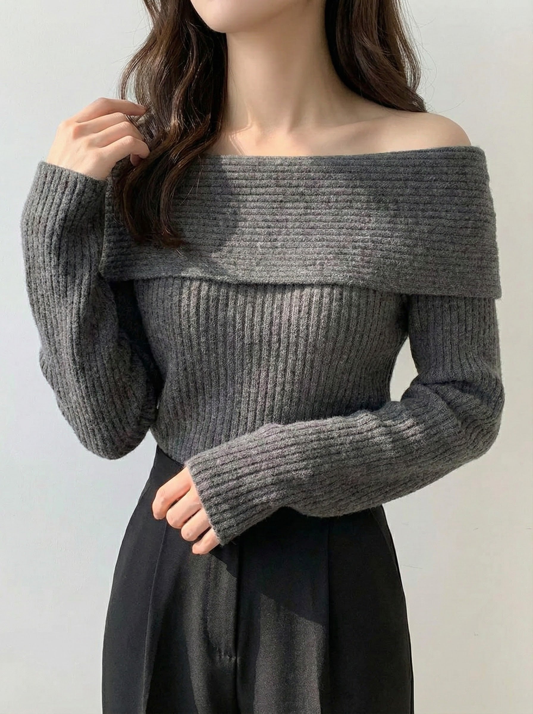 オフショルダーリブニット