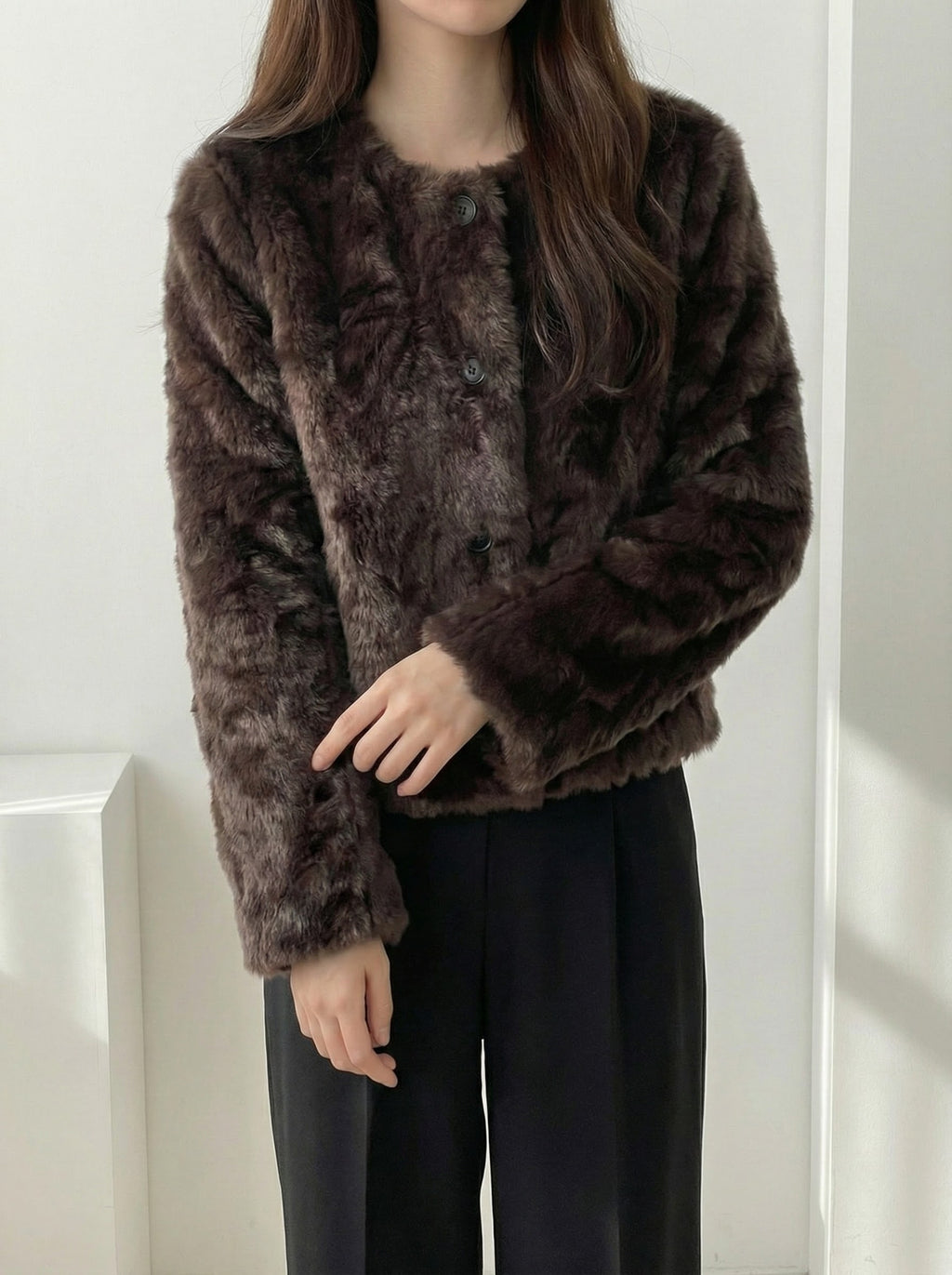 フェイクファーショートジャケット