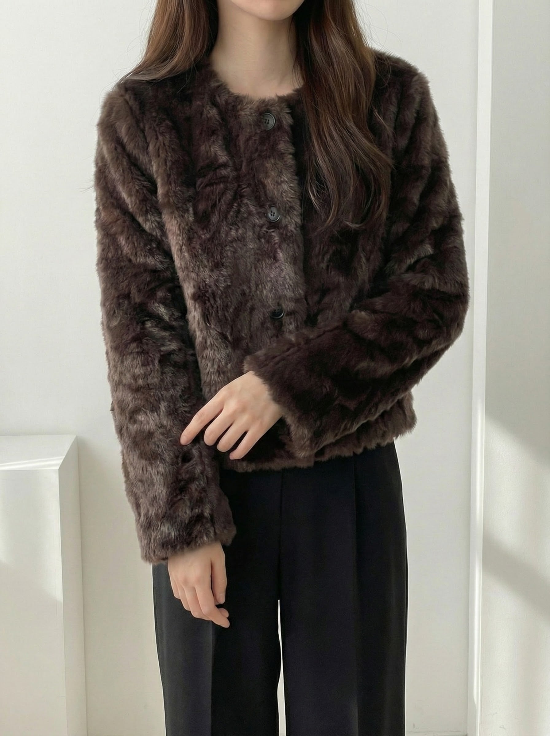 フェイクファーショートジャケット