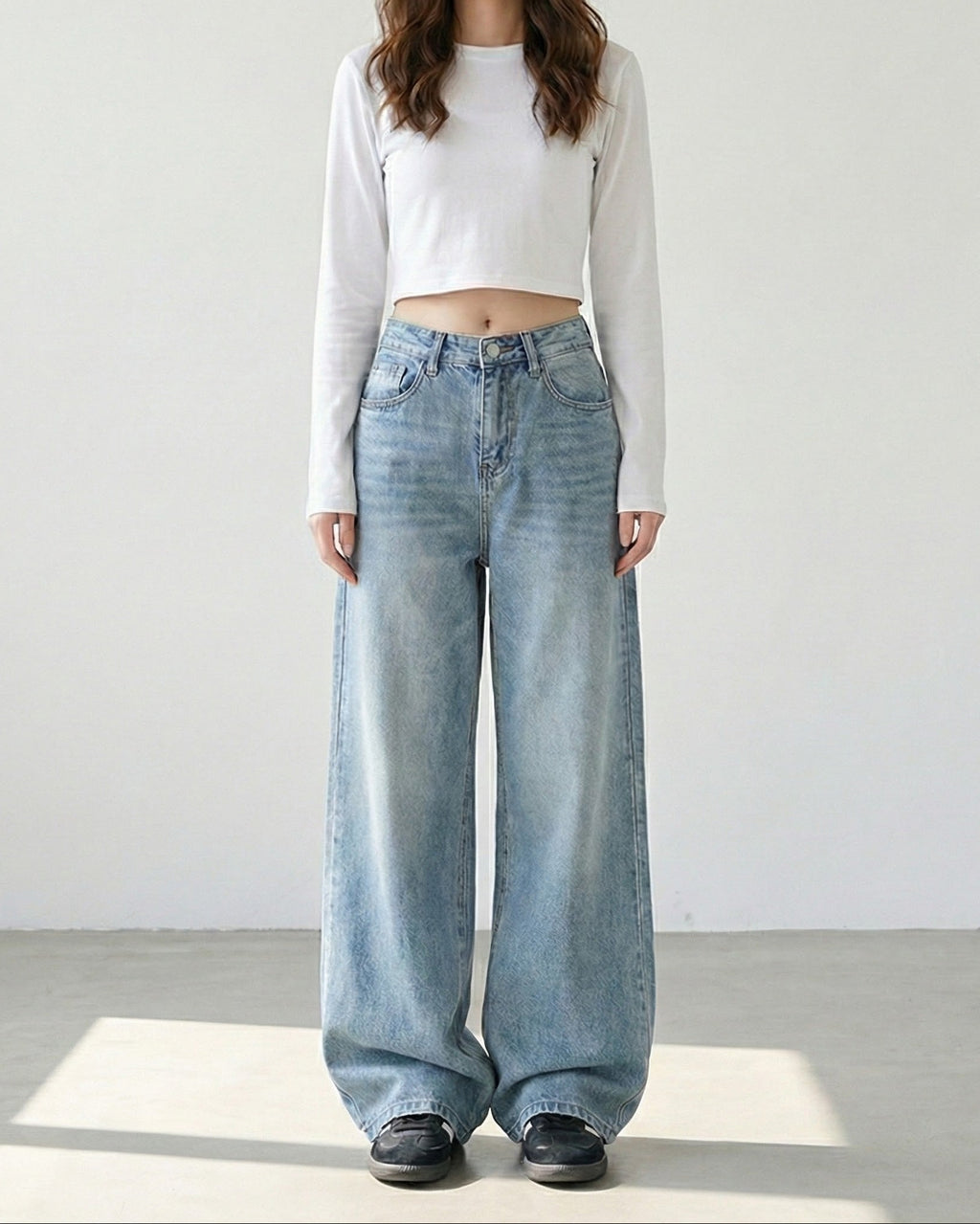 ルーズレッグデニムパンツ