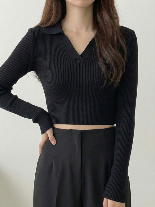 Vネックカラーニット