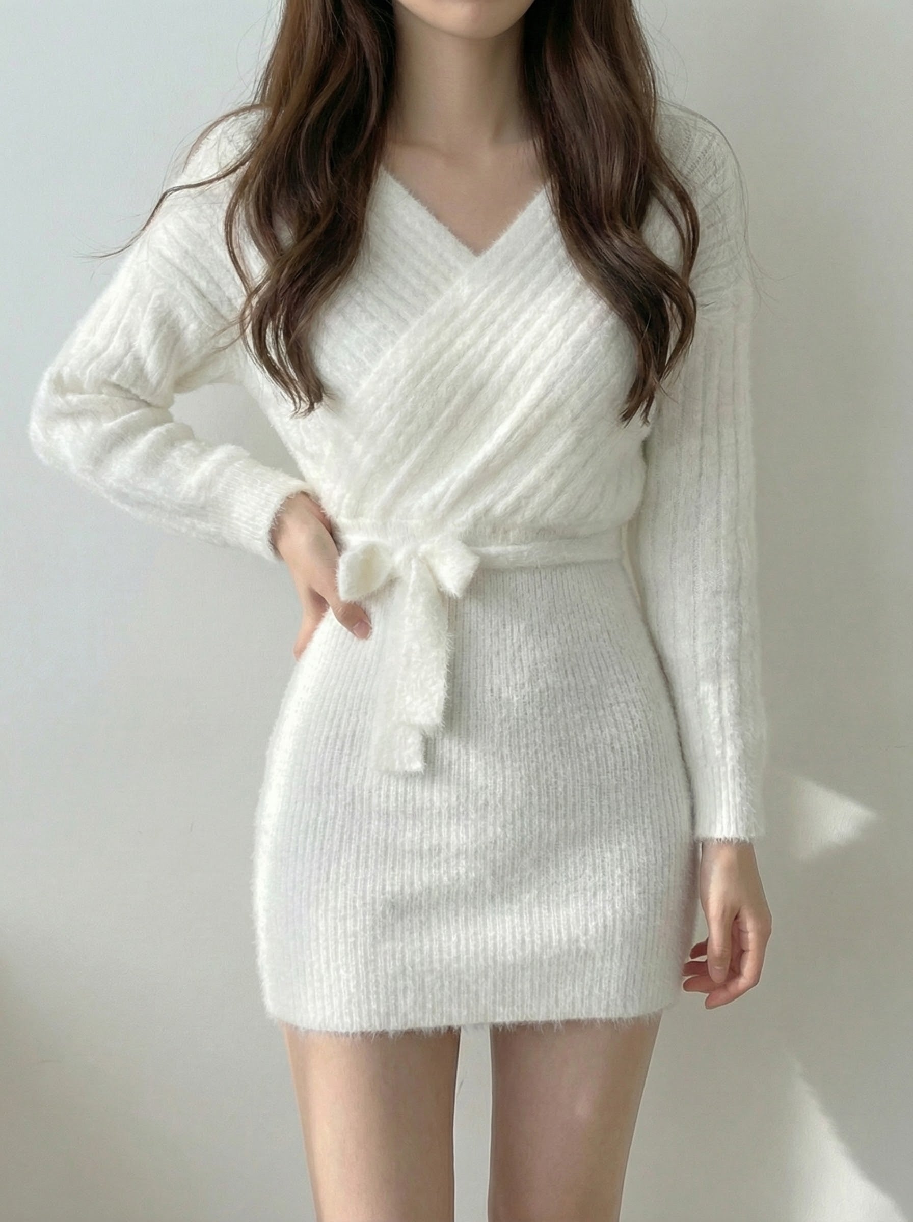 オフショルダーリブニットワンピース