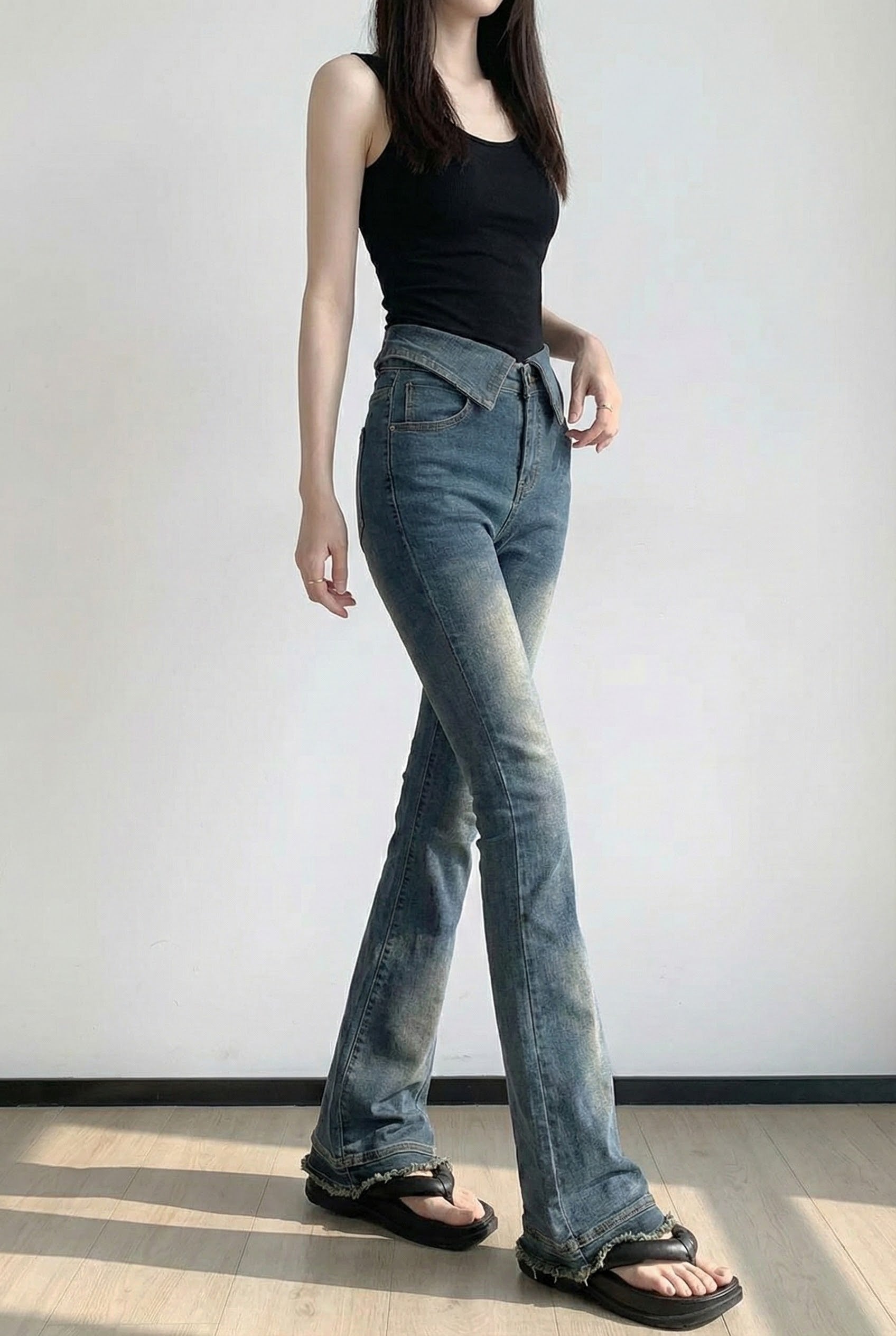 ダブルウエストスリムフレアジーンズ