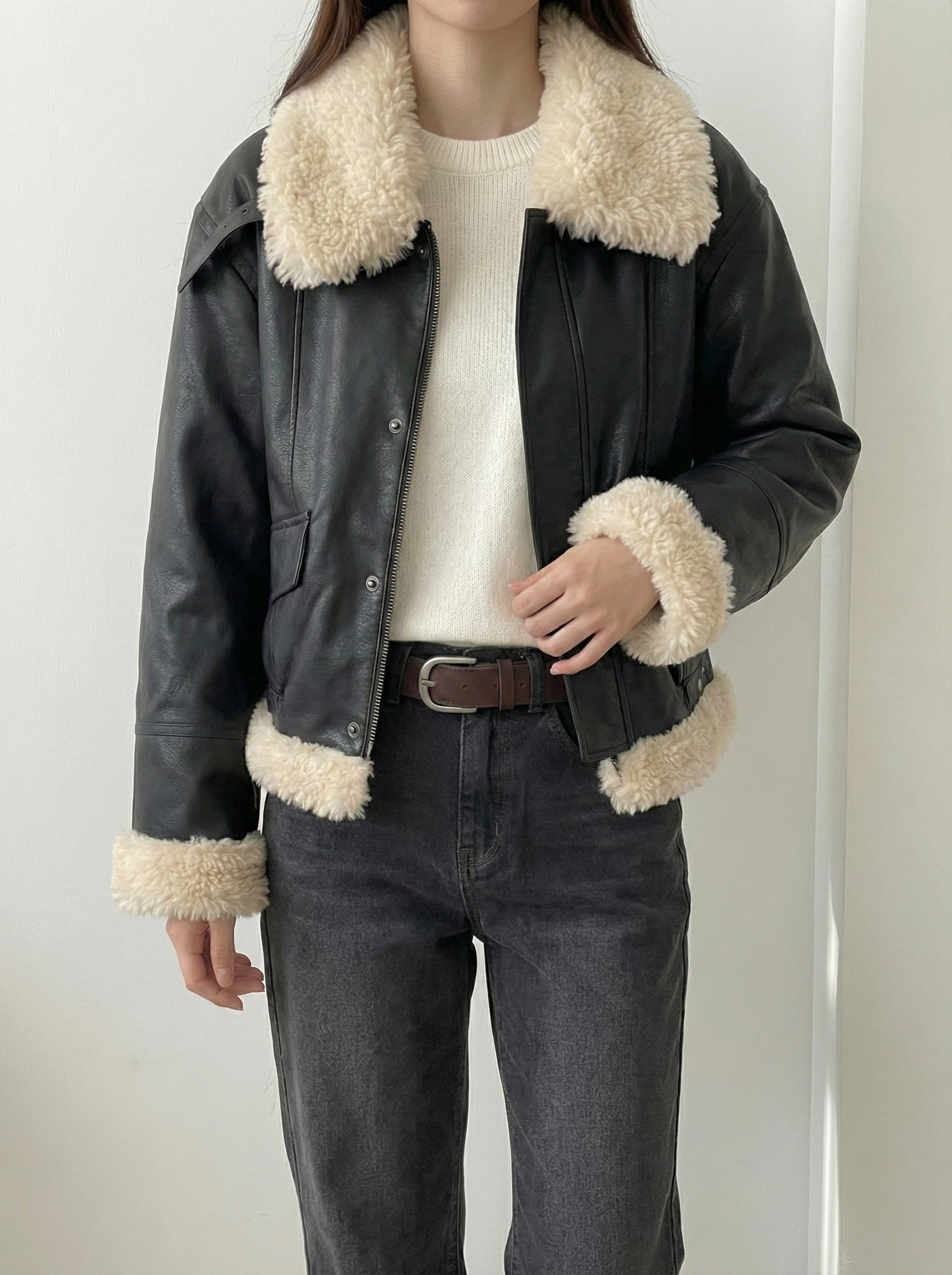 ボアカラーフェイクレザームートンジャケット
