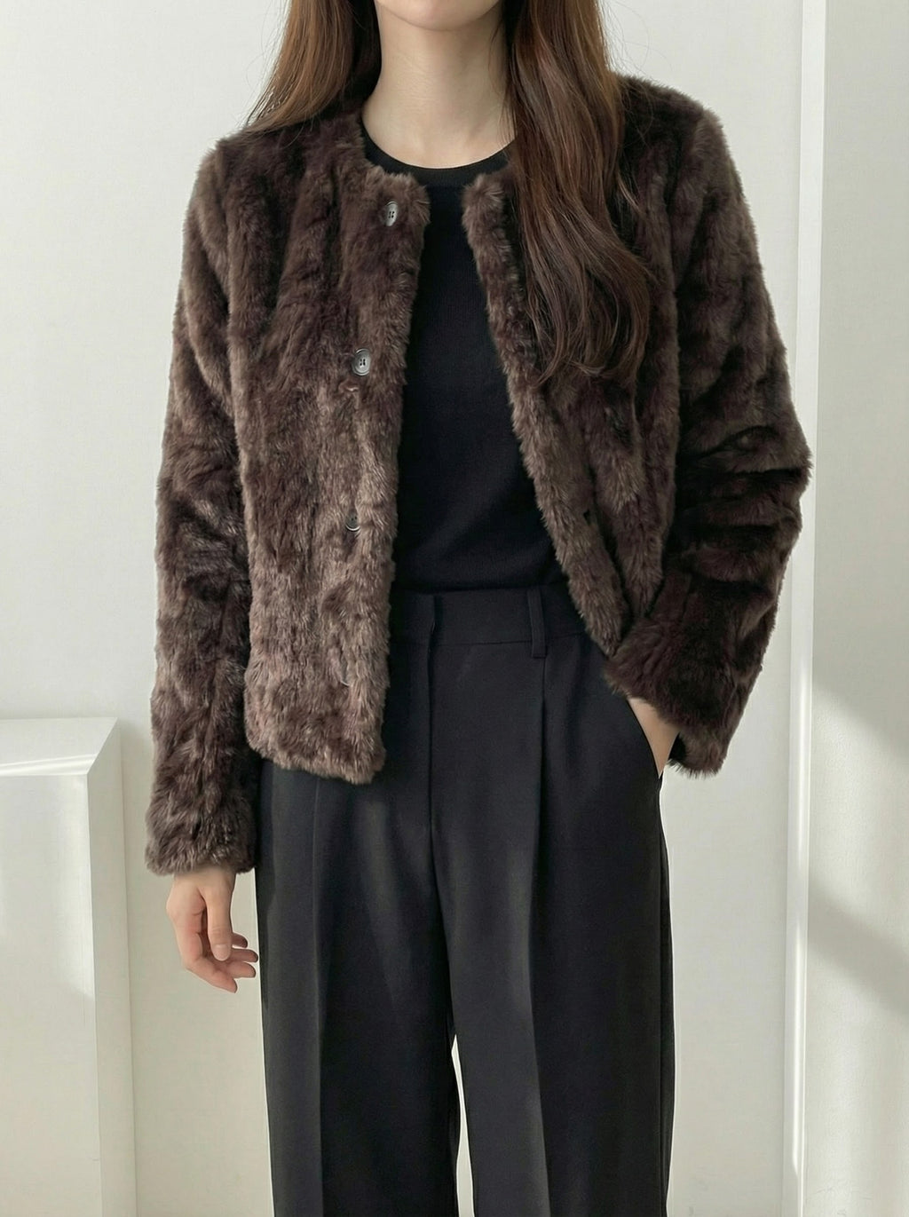フェイクファーショートジャケット
