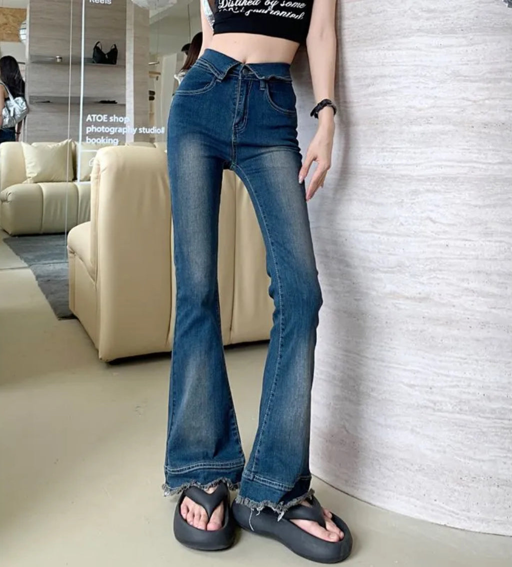 ダブルウエストスリムフレアジーンズ