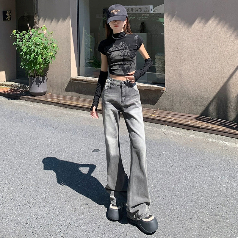 ハイウエストウォッシュドセミフレアデニム