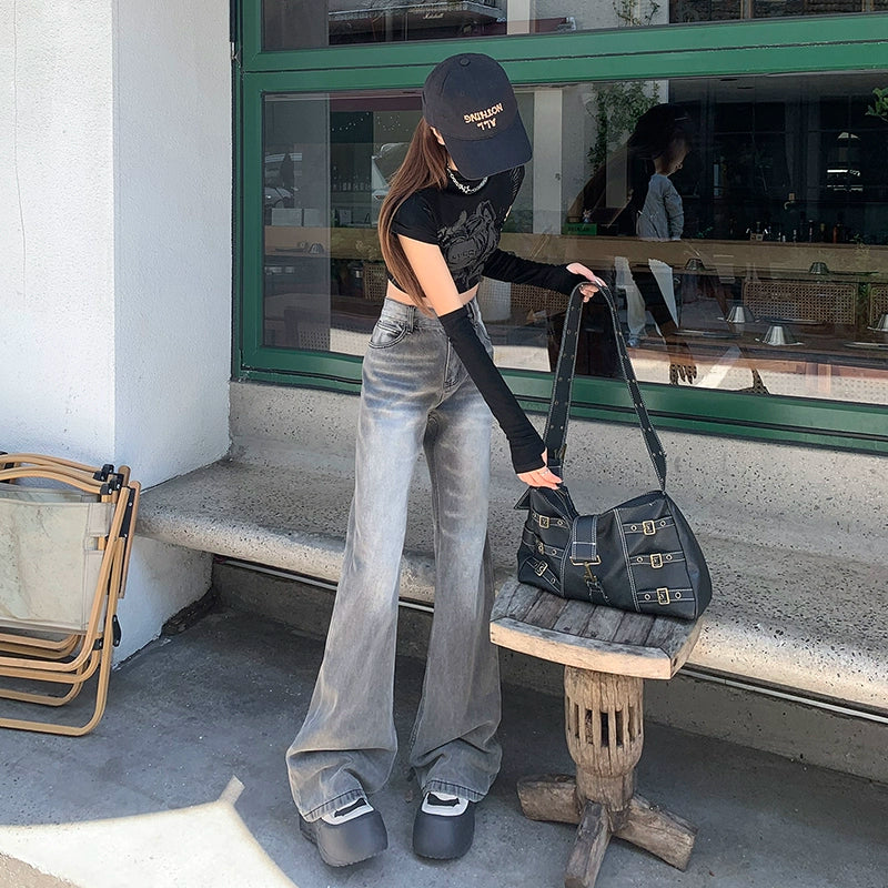 ハイウエストウォッシュドセミフレアデニム