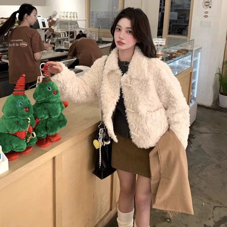 ショートボアフェミニンジャケット