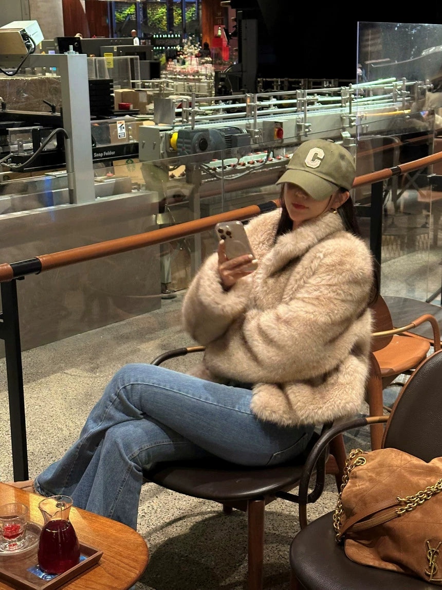 フェイクファーショートジャケット