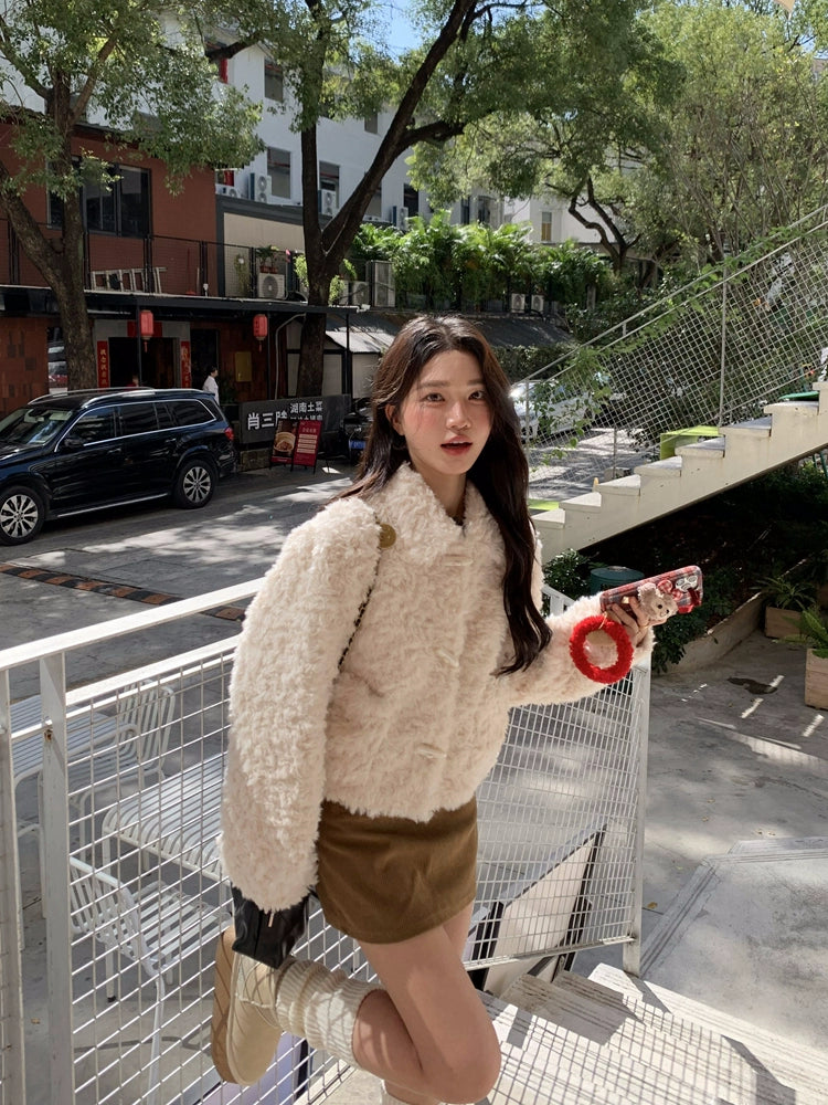 ショートボアフェミニンジャケット