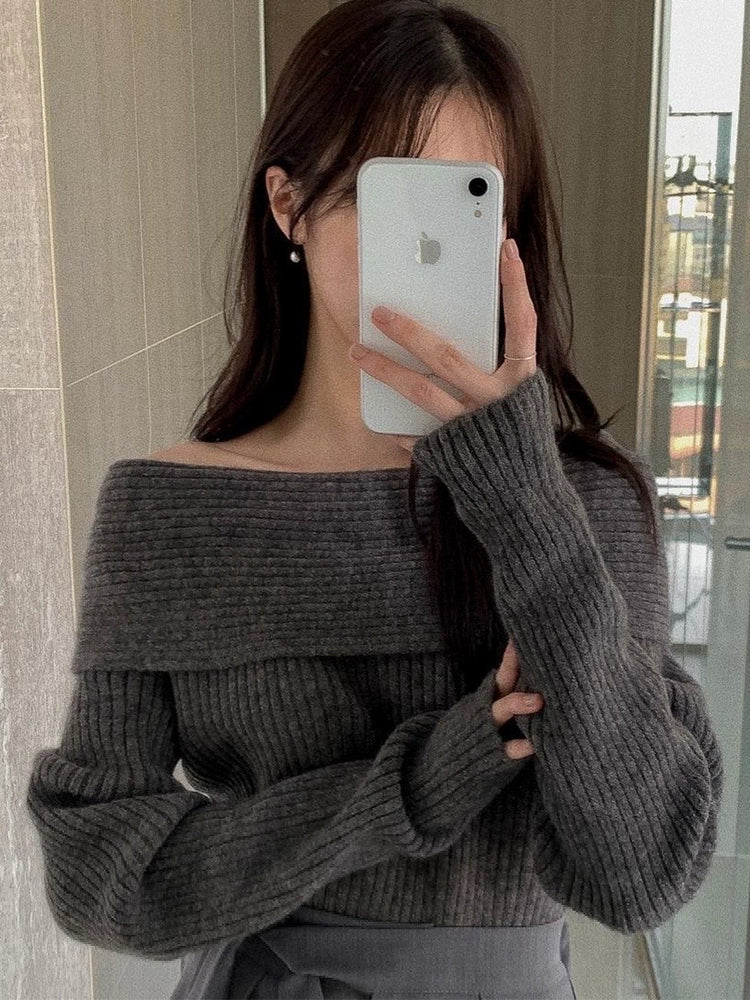 オフショルダーリブニット