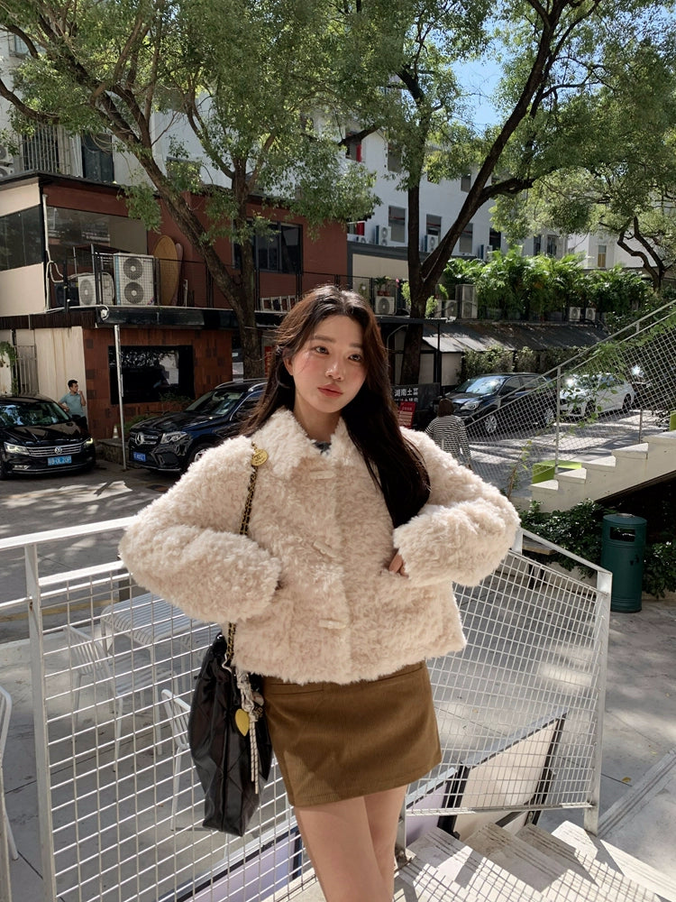 ショートボアフェミニンジャケット