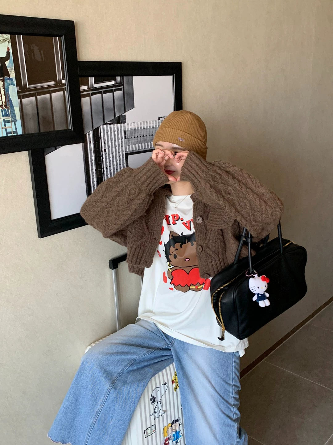 クロップドフリルショルダーニットカーディガン