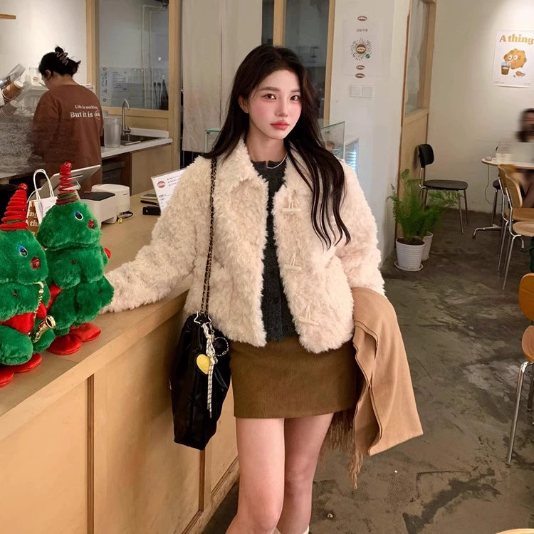 ショートボアフェミニンジャケット