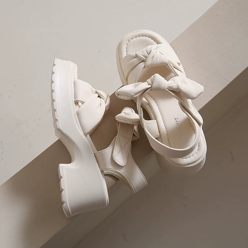 リボン厚底サンダル